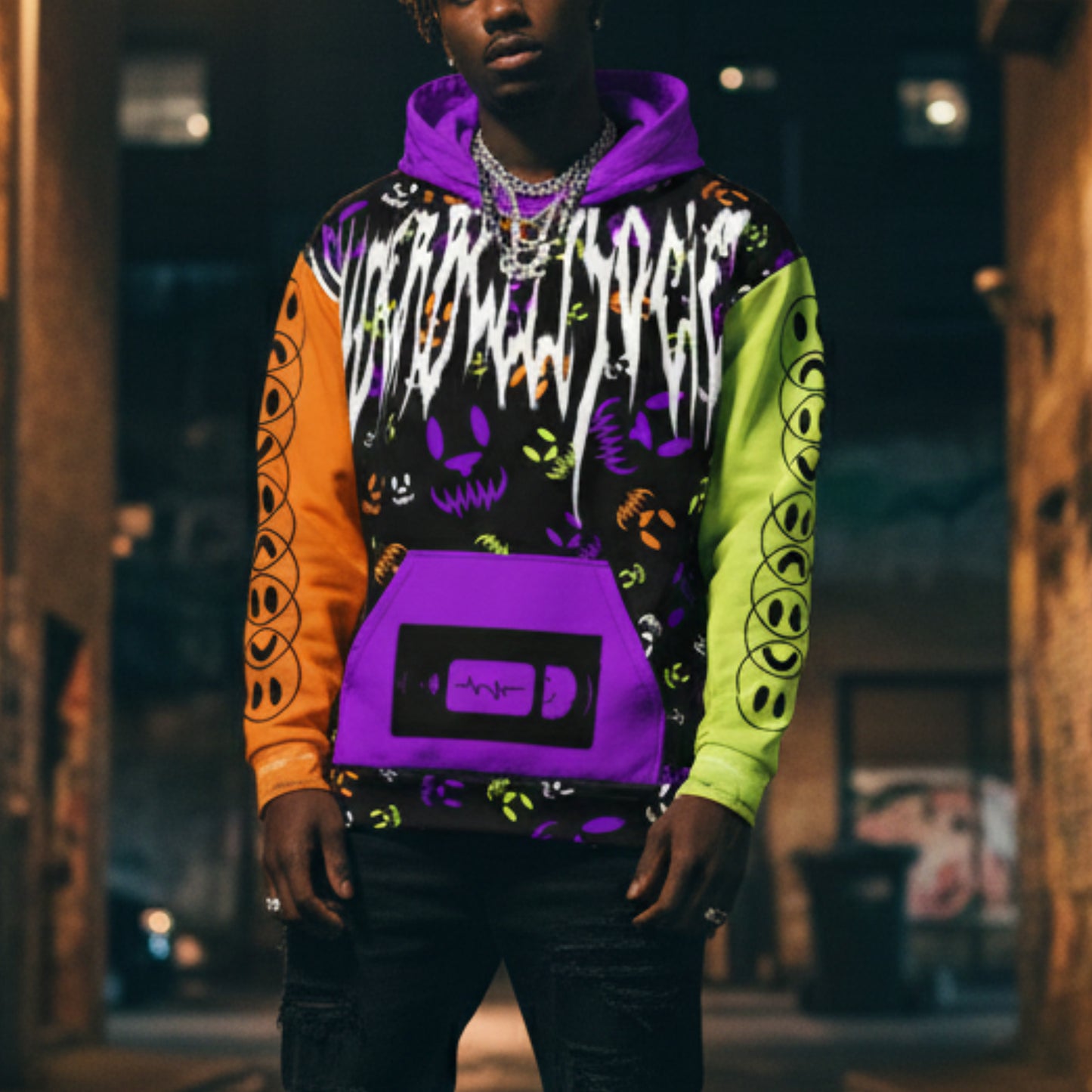 UGLi // HOODY